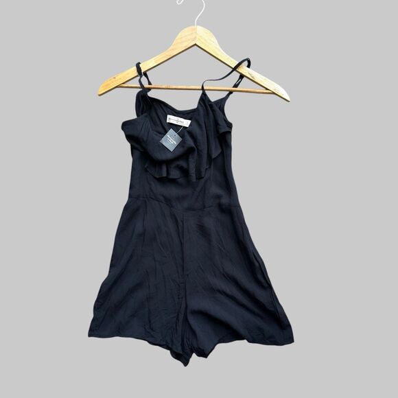 Abercrombie & Fitch Ruffle Romper Black XS Micro Short Spaghetti Strap Travel - Picture 9 of 14